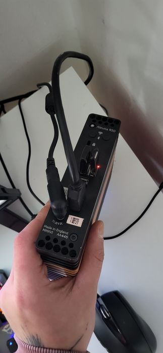 Intel nuc Aleutia RS50