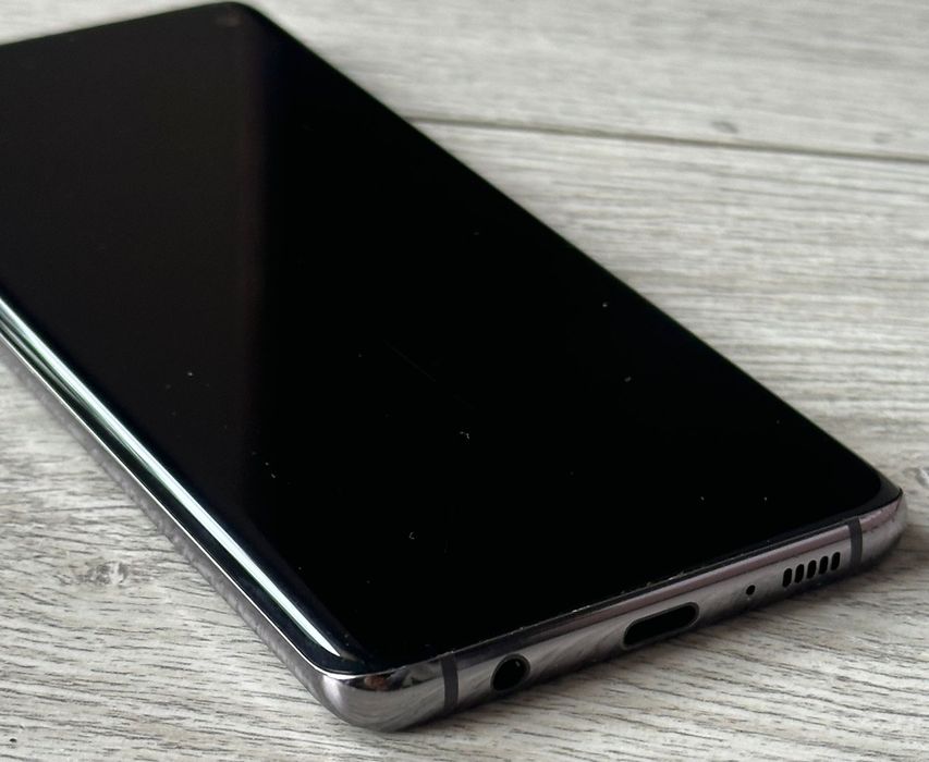 Telefon Ieftin! Samsung S10! 128 gb! Perfect Funcțional!