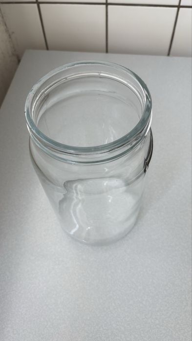 Стъклен буркан Ikea 1.7 л.