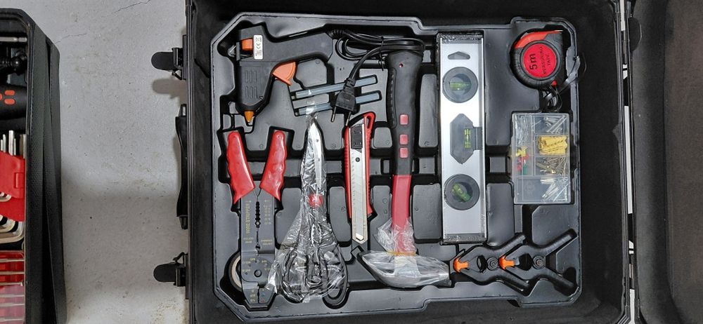 Куфар с Инструменти  189 части