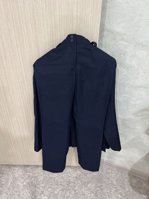 Продам тройку новая