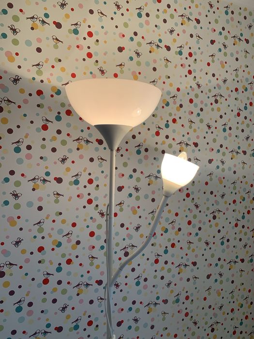 Торшер  Ikea б/у, белый цвет.