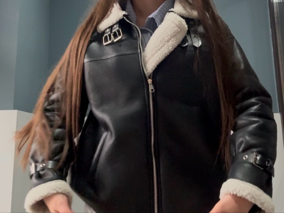 Дубленка очень темлая  на зиму