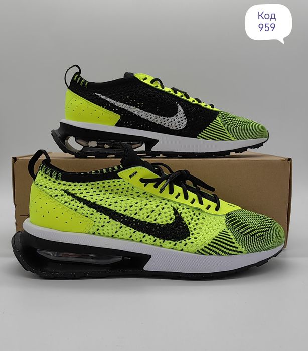 NIKE Air Max Flyknit Racer