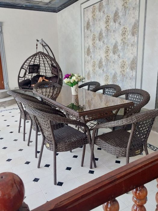 Deko fasondagi stol stul 8 kishilik