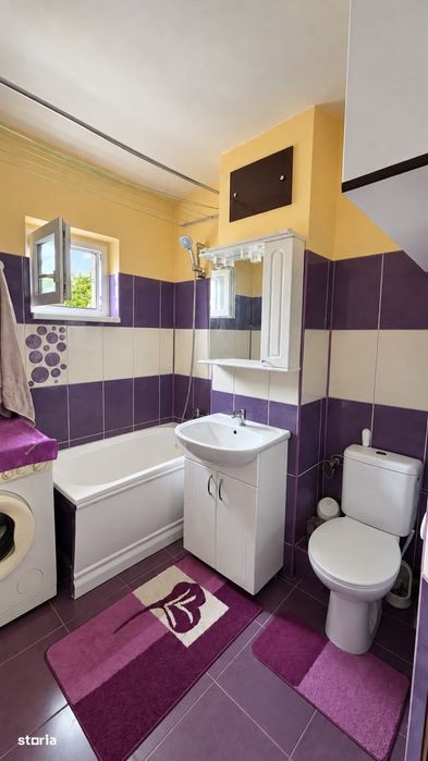 Apartament spatios cu 3 camere, 55 mp utili, etaj 3 - zona Lipovei