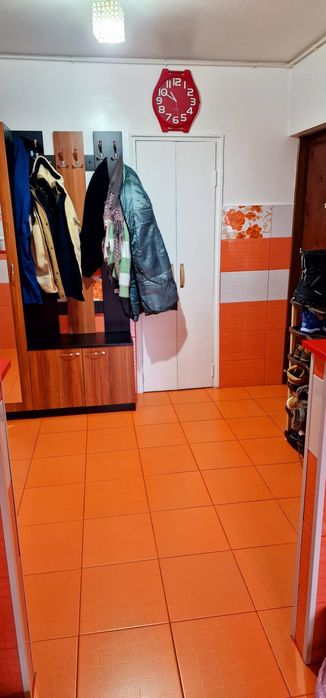 Vând apartament 2 camere