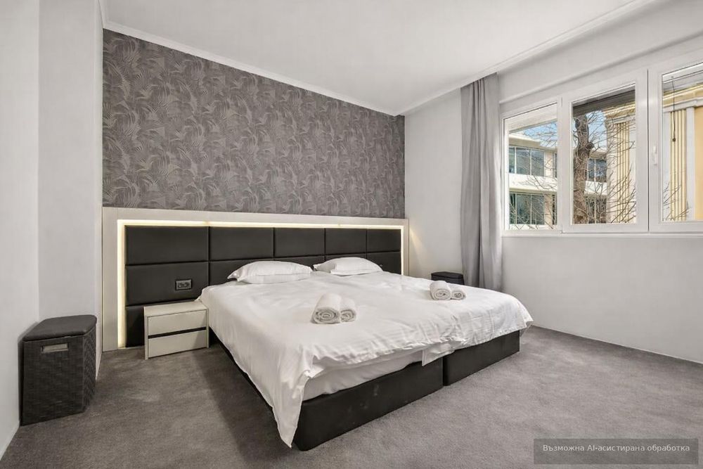 Дава се под наем Четиристаен апартамент в Варна, Център - 110 кв.м за 750 € - Снимка #2