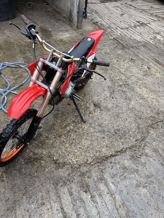 De vanzare cross 125 cm