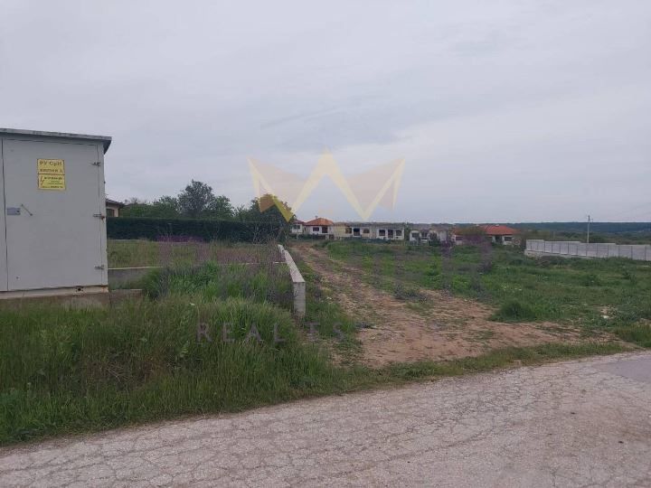 Продава се Парцел в с. Приселци, Област Варна - 764 кв.м за 59 €/кв.м - Снимка #3