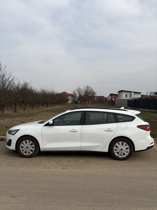 FORD Focus 2022 — imagine 3