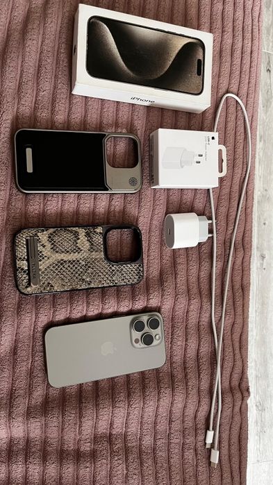 Продам Iphone 15 pro