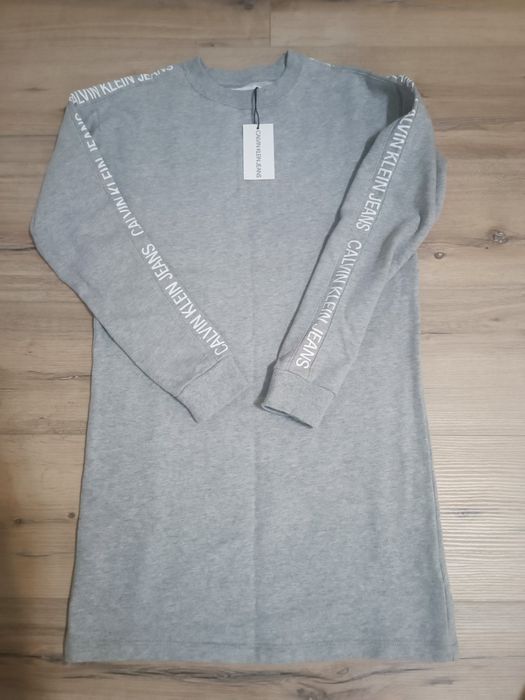 Оригинална Рокля CK размер XS