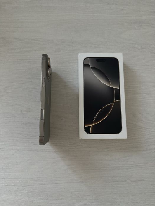 IPhone 16 Pro Max 256GB Серебристый цвет