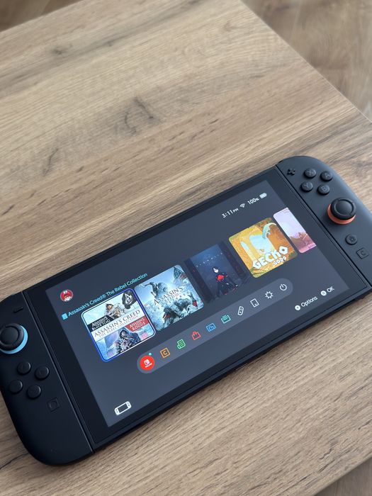 Nintendo Switch 2 Почти Новая