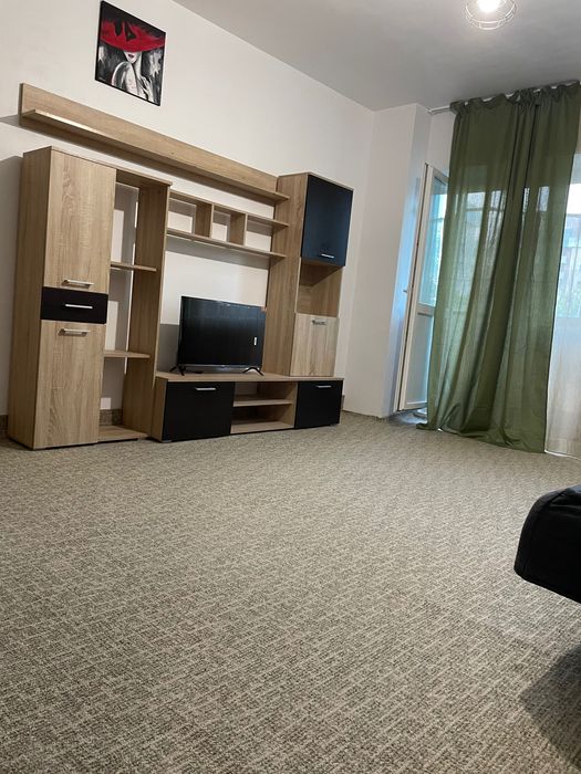 Proprietar Închiriez garsonieră spațioasă  Berceni, Pta Sudului