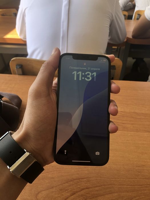 Iphone 12 pro amerika region srochna sotiladi