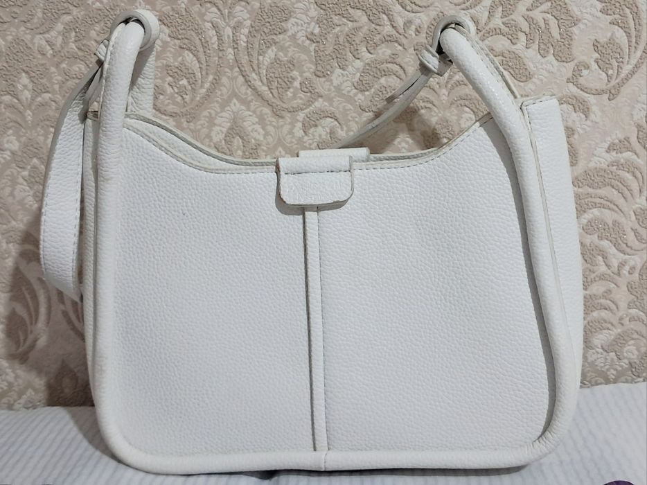 женская сумка на продажу