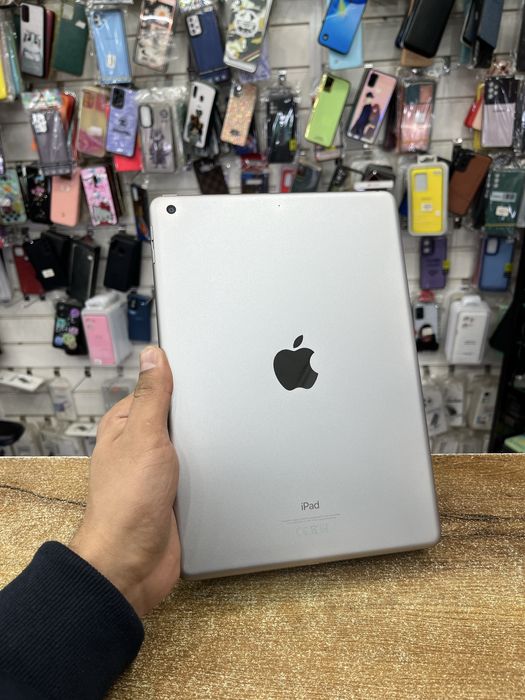 Планшет iPad 6 поколения