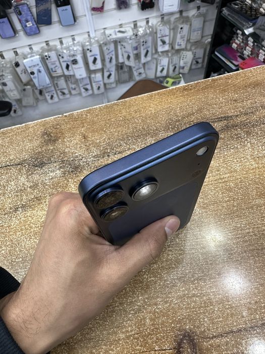 iPhone XR в корпусе 17 PRO