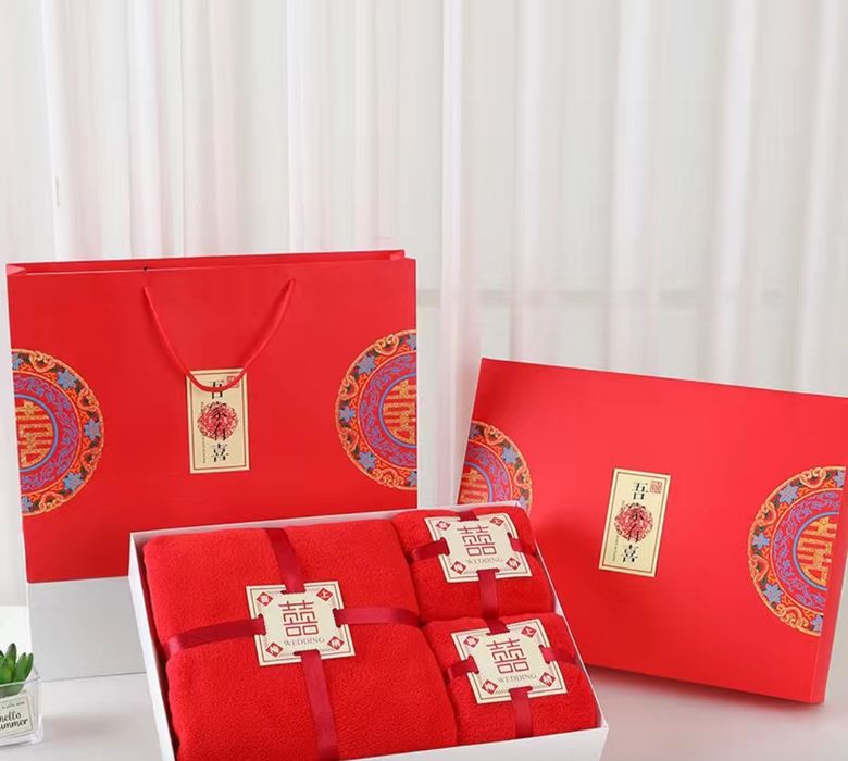 Продам Подарочные наборы.