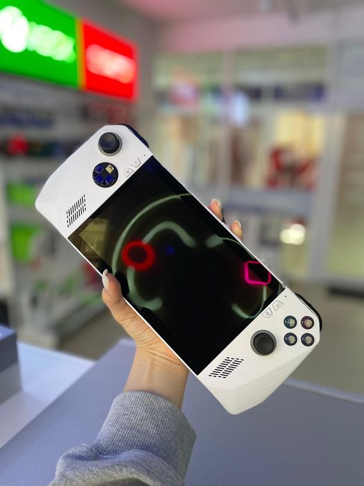 Asus Rog Ally 512 GB в идеальном состоянии