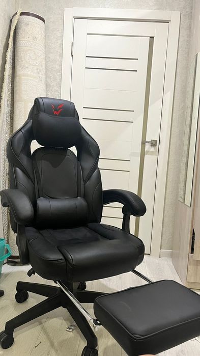 Продам игровое кресло