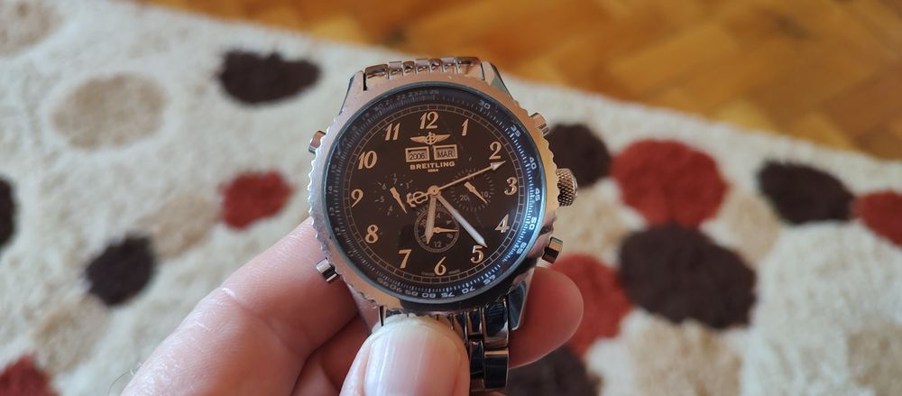Ceas breitlling.