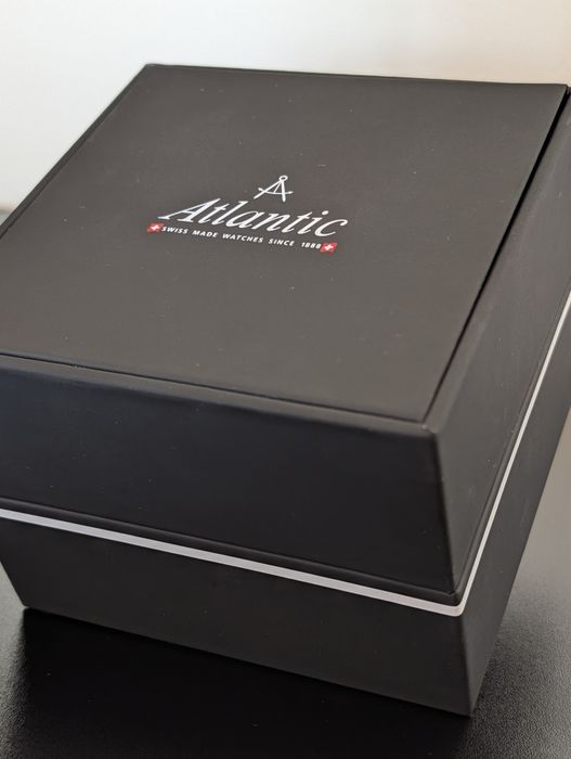 Ceas Damă Nou Atlantic Elegance (rose gold, safir, quartz, Swiss Made)