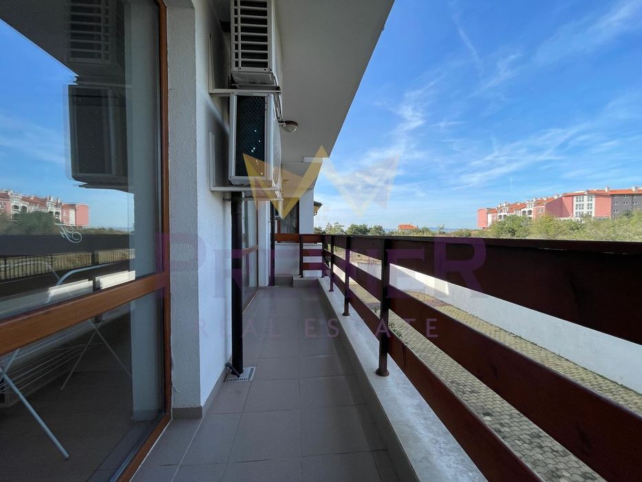 Продава се Тристаен апартамент в к.к. Слънчев бряг - 105 кв.м за 798 €/кв.м - Снимка #2