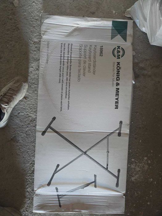 НОВ Konig & Meyer 18962 Сгъваема стойка за клавиатура Black