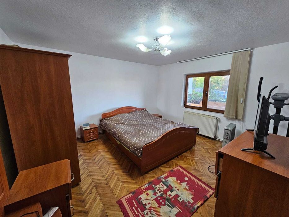 VILĂ ca-n povești situată într-o OAZĂ de VERDEAȚĂ