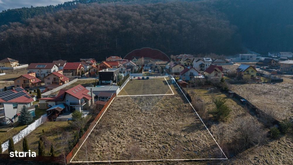 Teren de vânzare – 2.160 mp str. Carpenului/ Bunloc