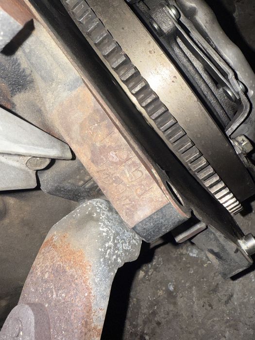 Двигатель 4G94 2.0 митсубиси