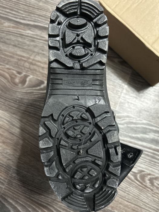 Продам зимние берцы