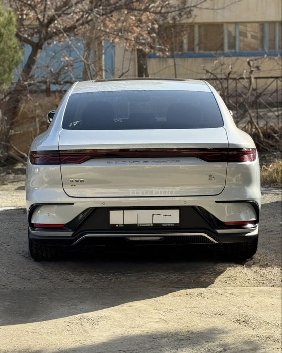 BYD HAN 506км 2024
