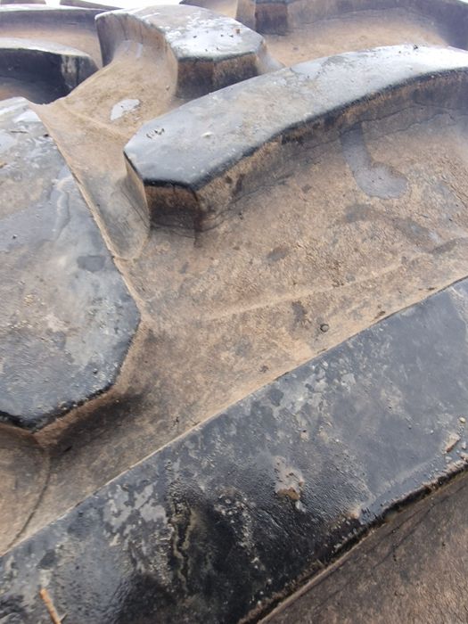 Cauciucuri AGRI 13.6R46 (340/85R46) marca Alliance