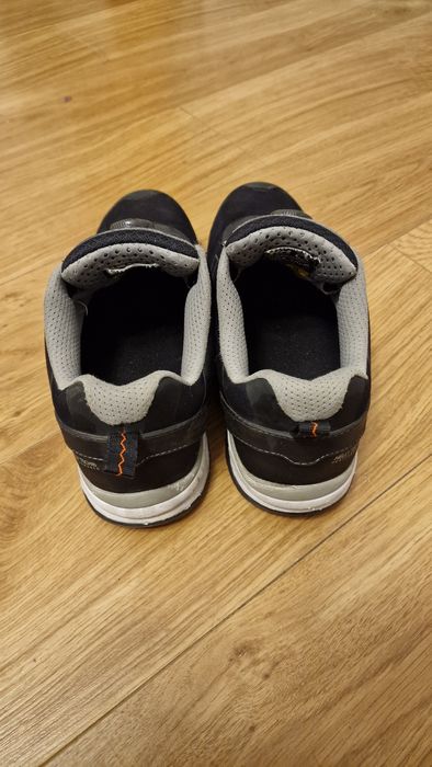 Papuci cu bombeu Helly Hansen