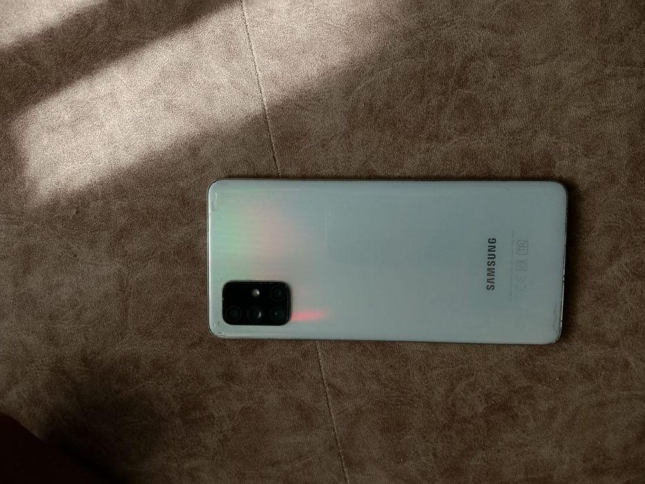 Продам самсунг71