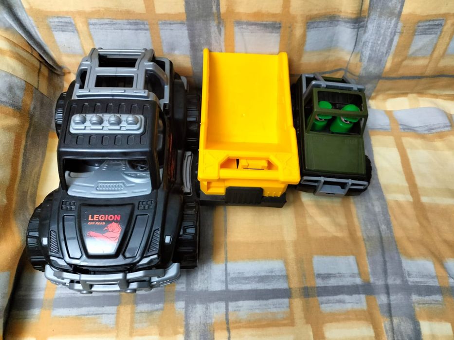 Продам б/у игрушки в отличном состоянии