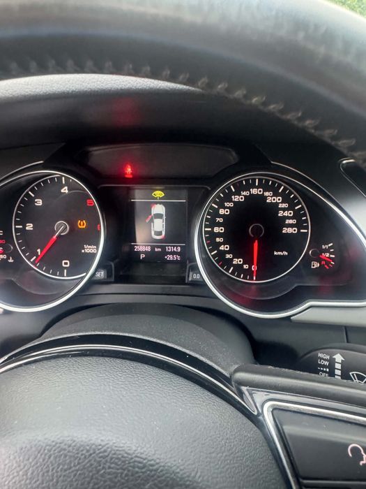 Vand audi A5 2013