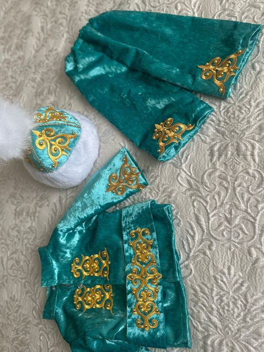 Костюм детский казахскии