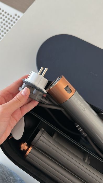 Продаю Dyson оригинал