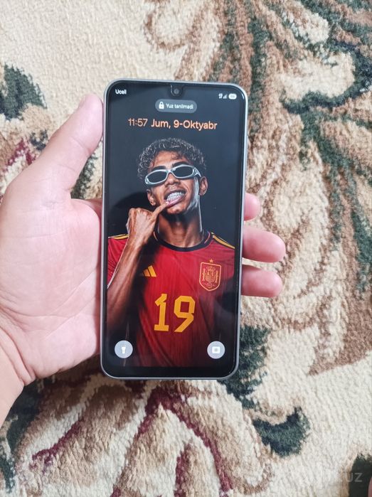 samsung a17
6ga128
ideal xolatda
obmen kuramiz
karopka dakument yoq!
y