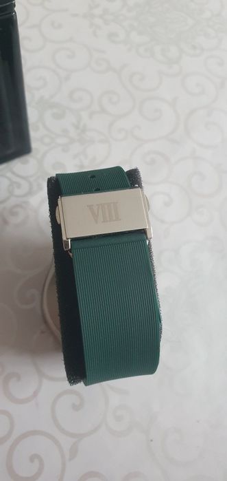 Продам наручные часы azekee.08