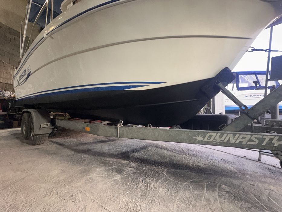 Barca Quicksilver Timonier 620 cu motor Mercury 115 cp 2021 si peridoc