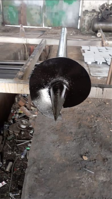 Производство винотовых свай