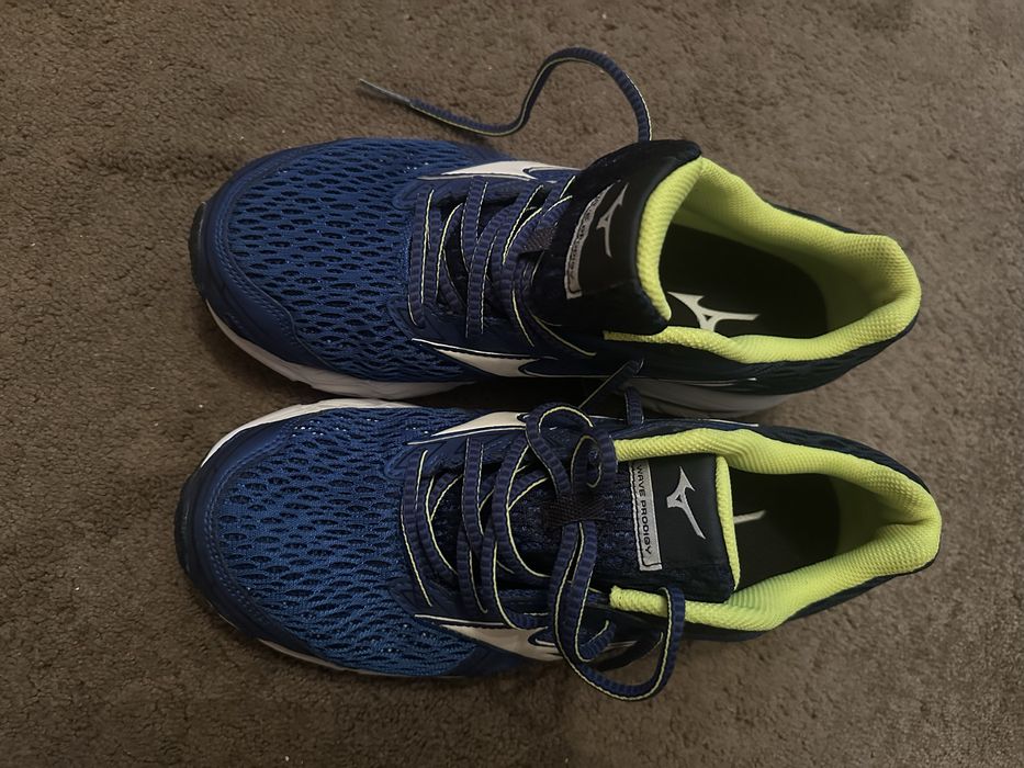 Маратонки за тичане Mizuno