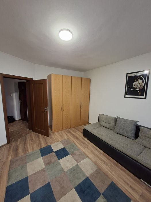 Inchiriez apartament 2 camera vis a vis de scoala nr.4
