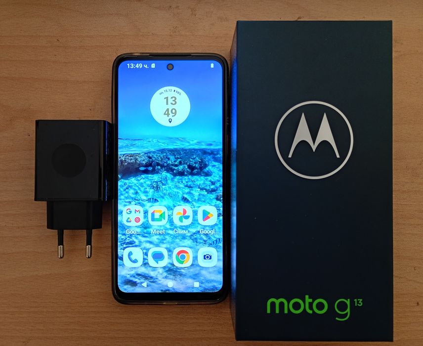 Продавам Motorola g13